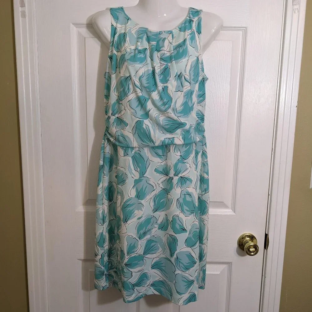 Ann Taylor Sea Blue White Petal Print Faux Wrap Sleeveless Midi Dress - size MP - Picture 1 of 10